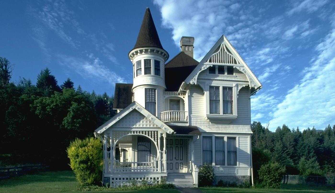 «посмотрите под ноги». 7 мест в старом замке, где можно увидеть историю