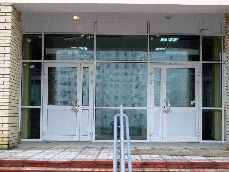 Каковы размеры школьной двери?