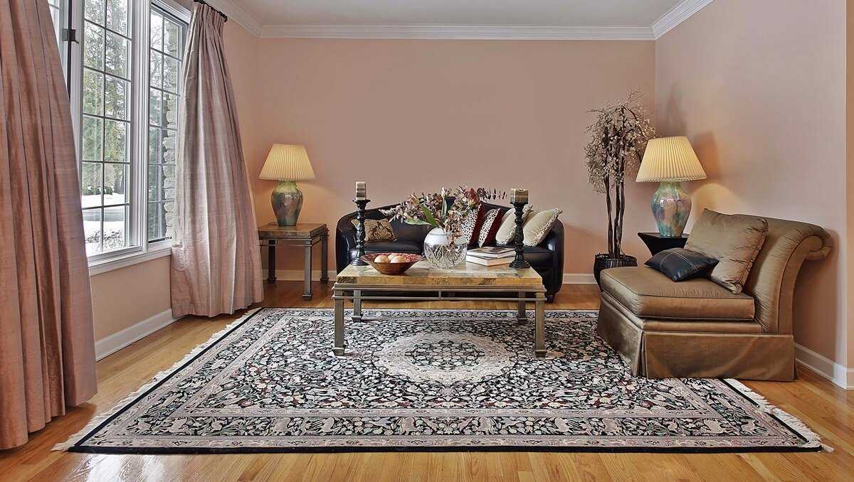 Ковер в спальню (59 фото): белые овальные коврики на пол, небольшие дорожки