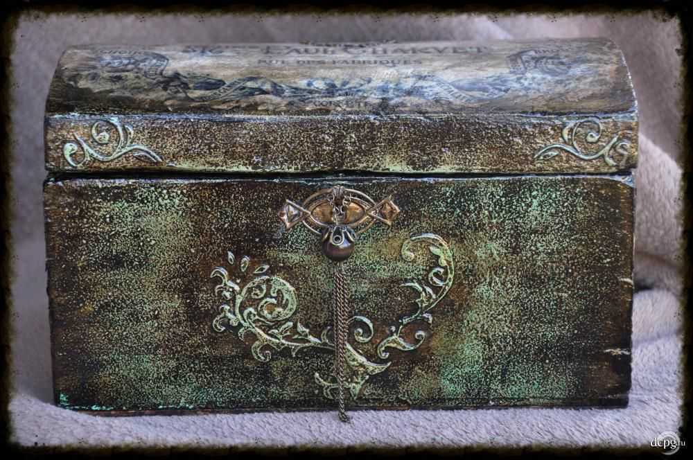 Декупаж сундука: старые фото, под старину своими руками, мастер-класс на шкатулке деревянной, какие обои