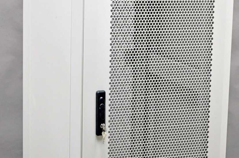 Двери с перфорациейДекоративная перегородка из дерева Креативные межкомнатные двери Декор дверей межкомнатных Акустические перфорированные панели TAGINTERIO Перегородка перфорированная декоративная Роллета перфорированная Алютех Кассеты перфорированные ст