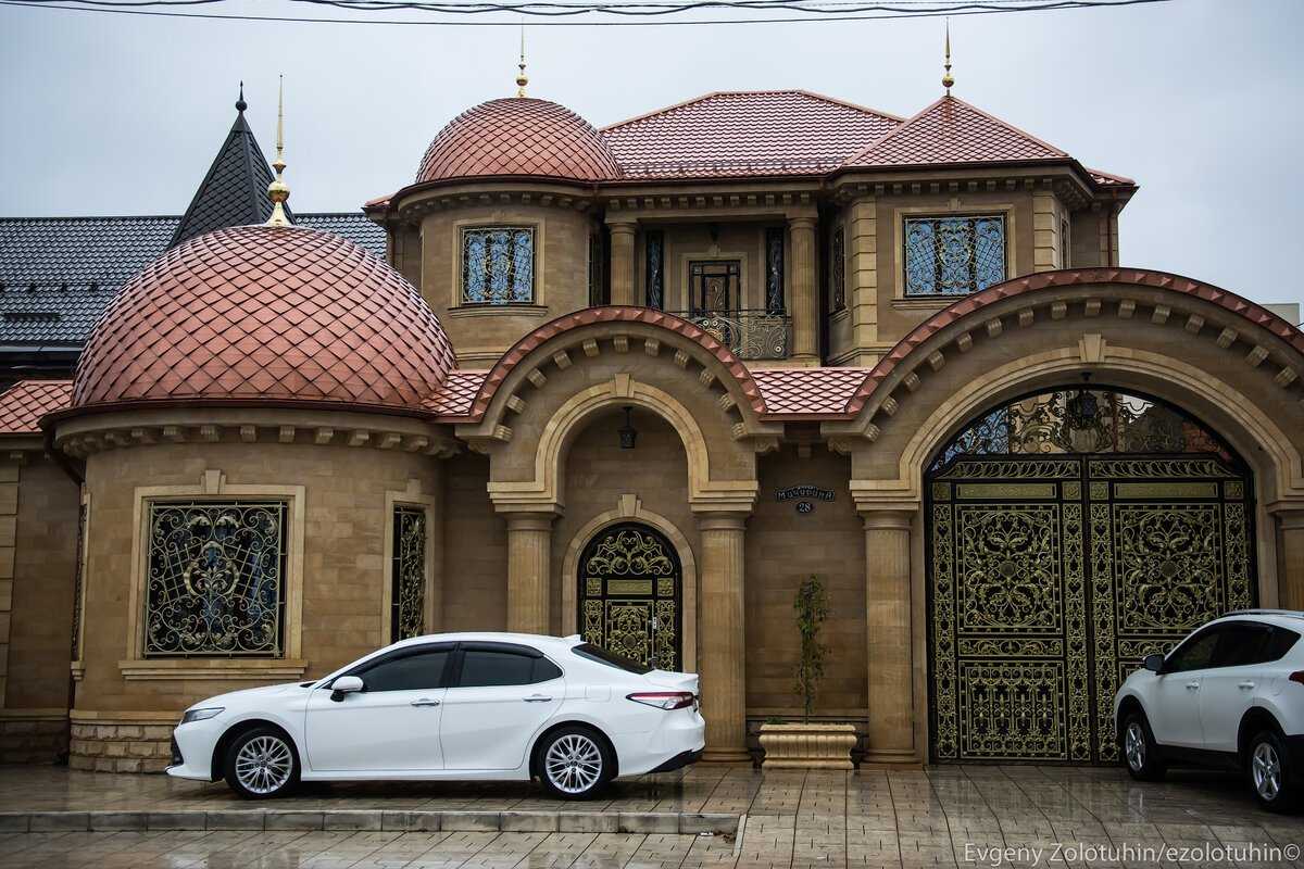 Чеченские домаПроекты домов в чеченском стиле Luxury Antonovich Design лестница Интерьер кухня зал в дагестанском стиле Ума Шамхалова дизайнер Интерьер Дагестанских домов Чеченские дизайнеры интерьера Проекты домов в чеченском стиле Хасин Дубаев дизайнер