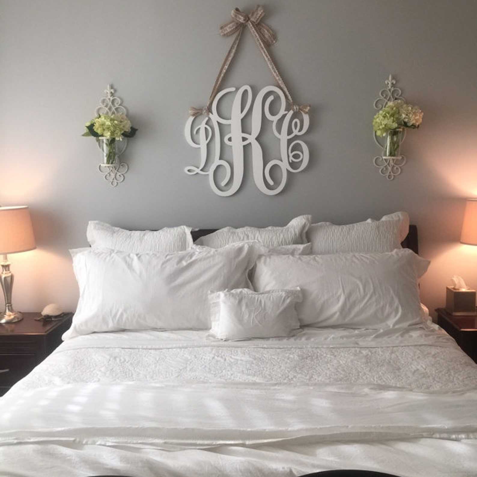 Декор над кроватью: делаем спальню более уютной