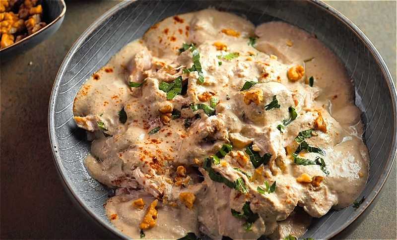 Сациви из курицы по - грузински: пошаговый рецепт с фото