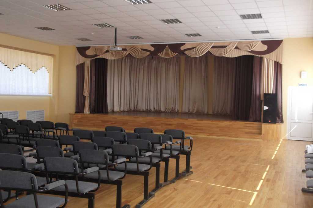 Оформление и оснащение оборудованием актового зала в школах и других образовательных учреждениях | логия